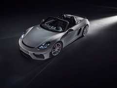 New top sports cars with naturally aspirated engines: The Porsche 718 Spyder and 718 Cayman GT4